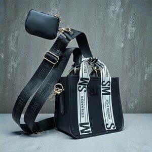 Black Purse Steve Madden